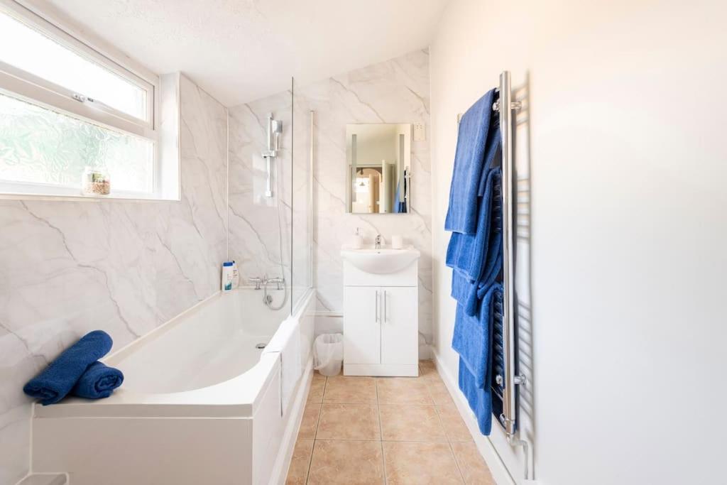 Вилла Travellers' Choice In Harwich-Essex Экстерьер фото