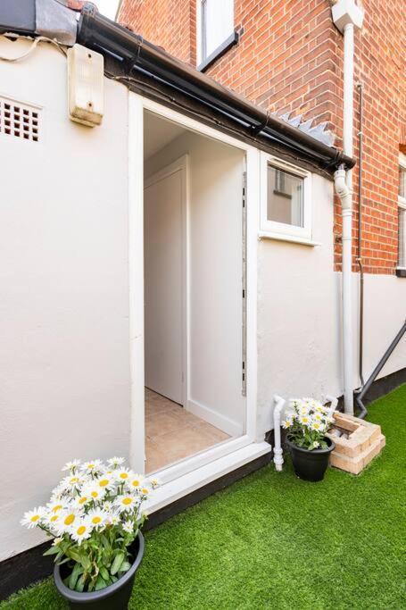 Вилла Travellers' Choice In Harwich-Essex Экстерьер фото