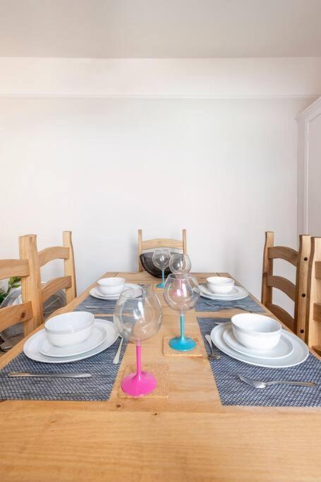 Вилла Travellers' Choice In Harwich-Essex Экстерьер фото