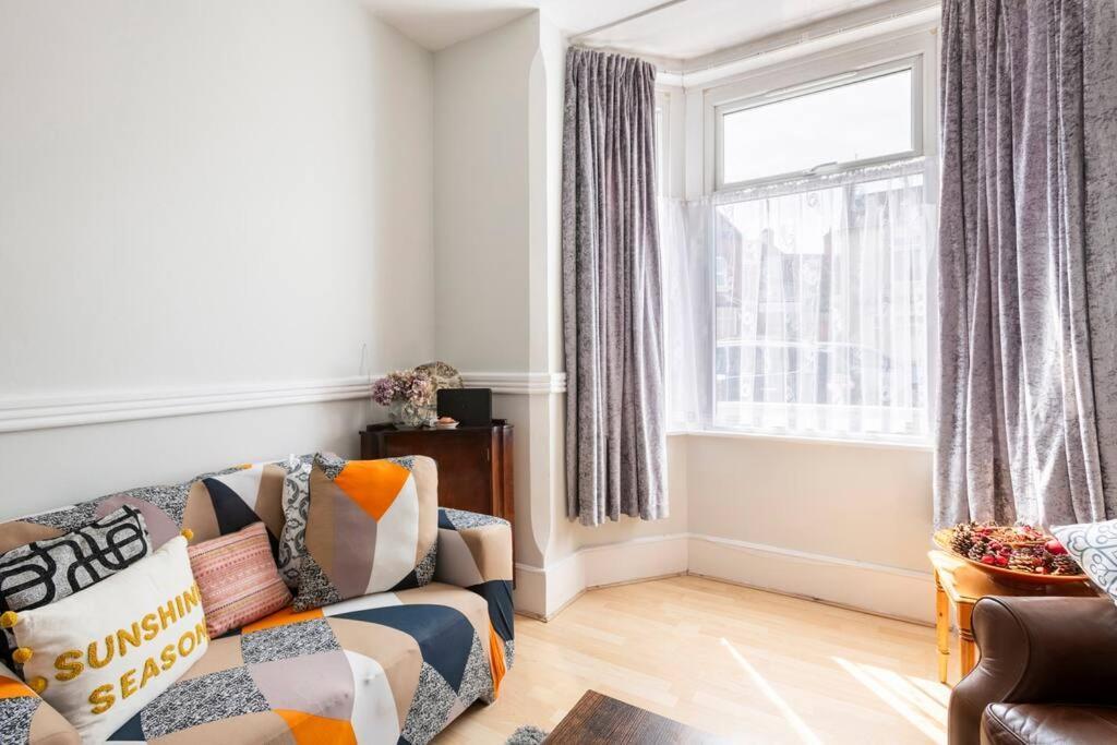 Вилла Travellers' Choice In Harwich-Essex Экстерьер фото
